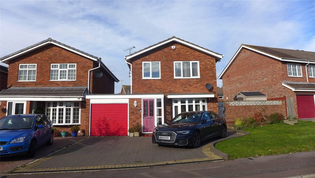 Property photo 2 of 23 Picture No. 28