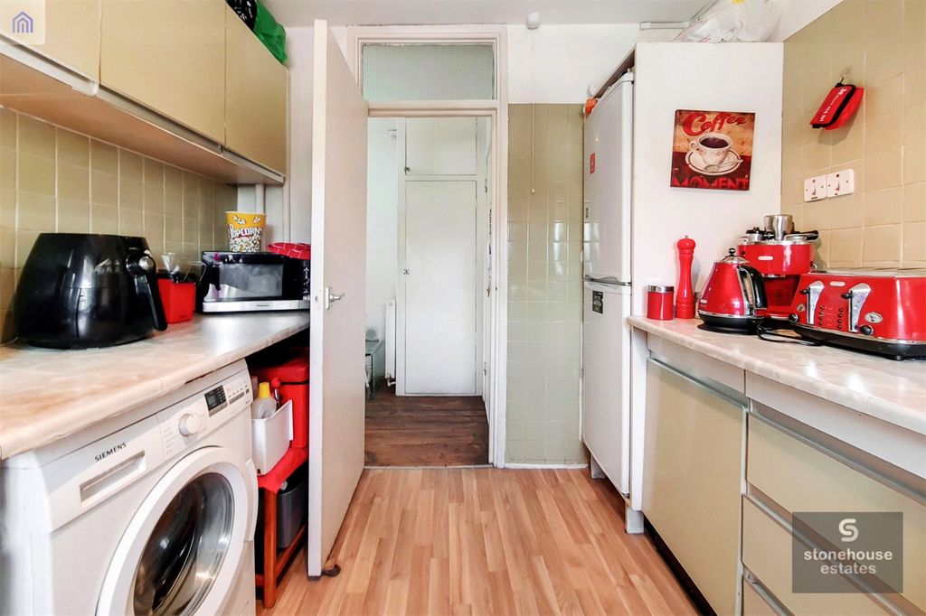 Property photo 2 of 10 Picture No. 03