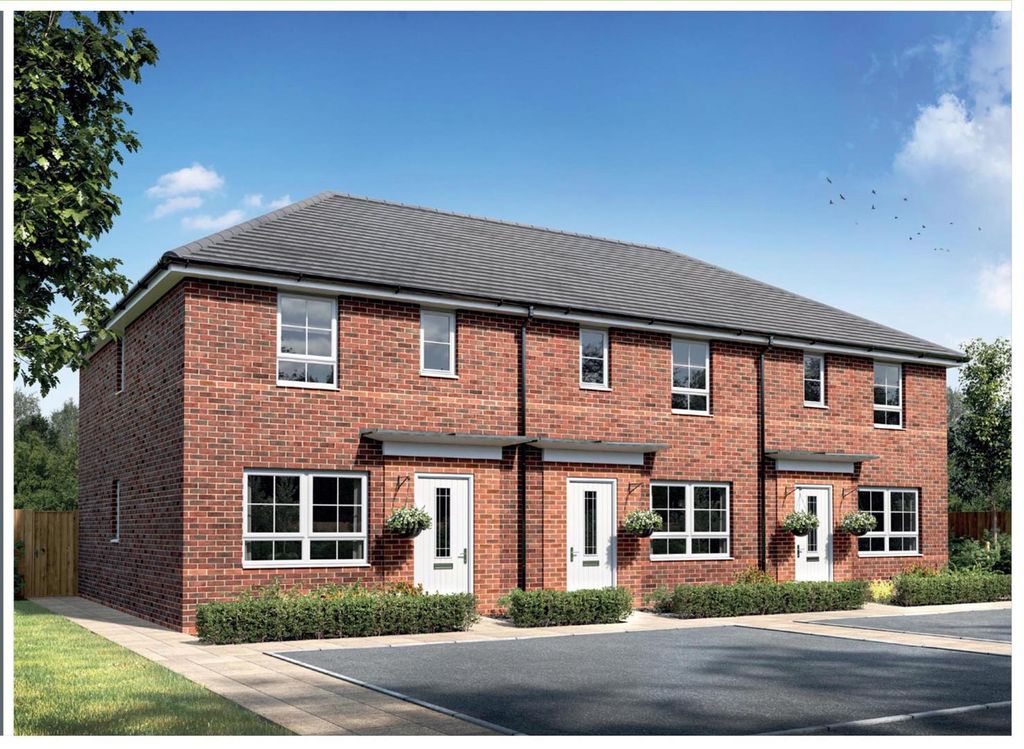 Property photo 2 of 13 Front Garden