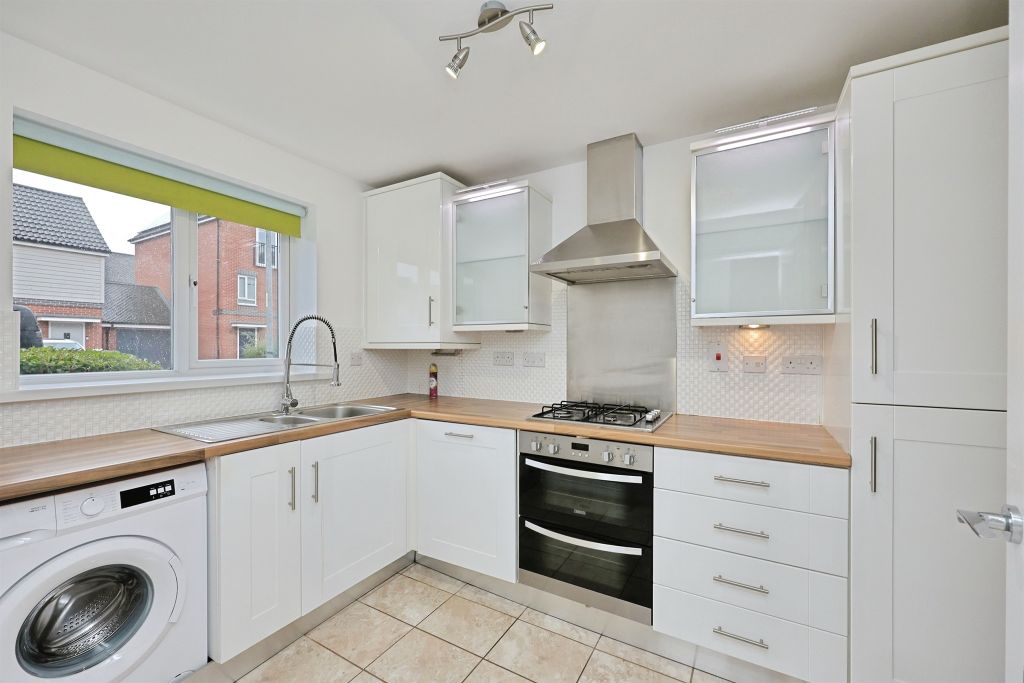Property photo 2 of 12