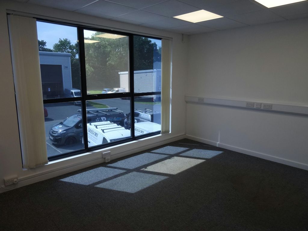 Property photo 3 of 7 Dsc03728.Jpg