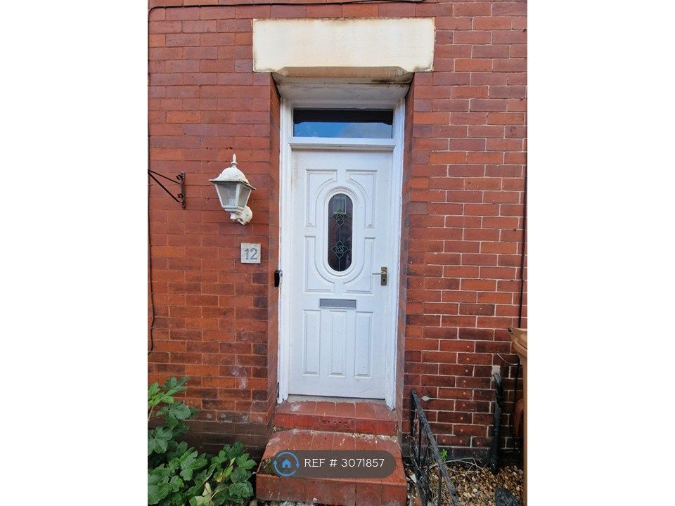 Property photo 2 of 26