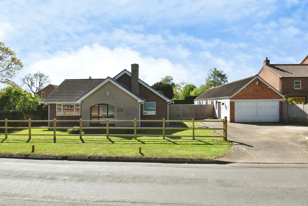 Property photo 1 of 18