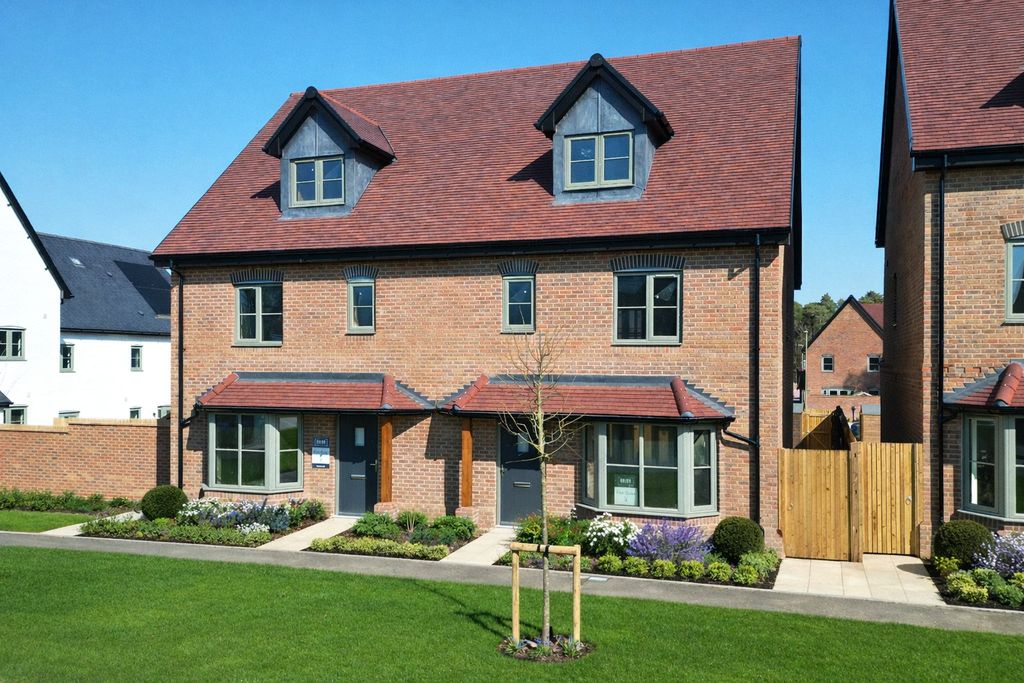 Property photo 1 of 23 External