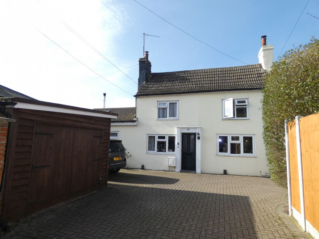 Property photo 1 of 10 2 Bed Semi-Detached House For Sale Fingringhoe Road, Colchester Co2