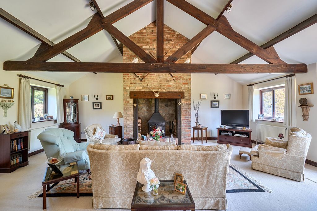 Property photo 2 of 31 Drawing Room