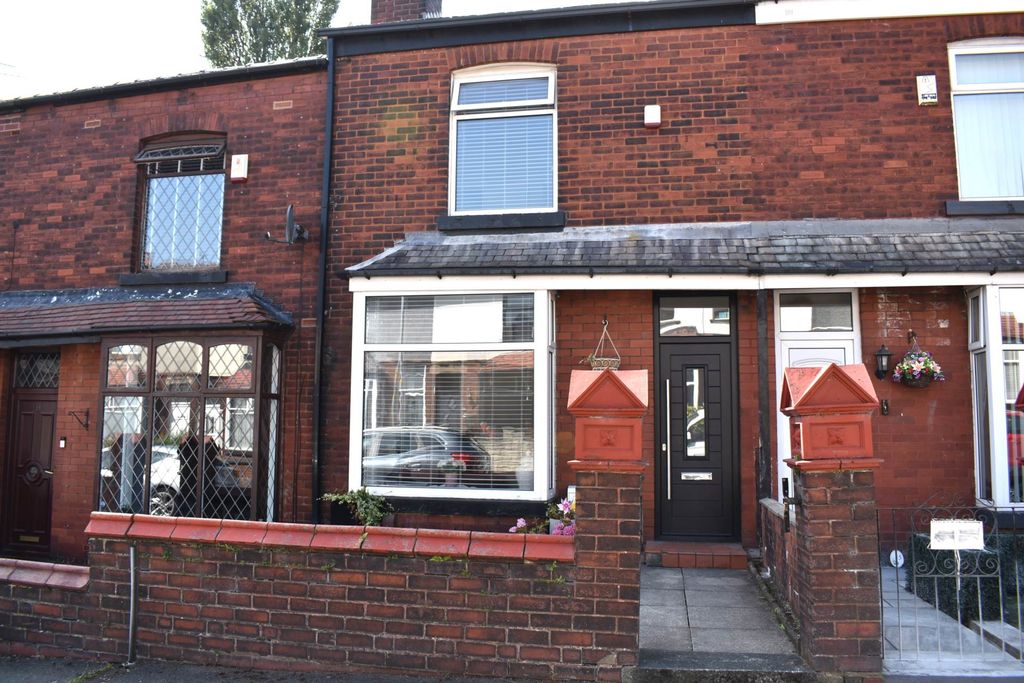 Property photo 1 of 21