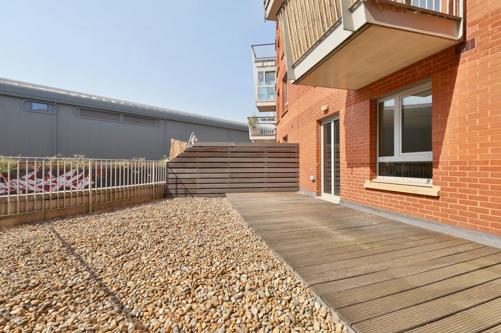 Property photo 1 of 12 Terrace (Main)
