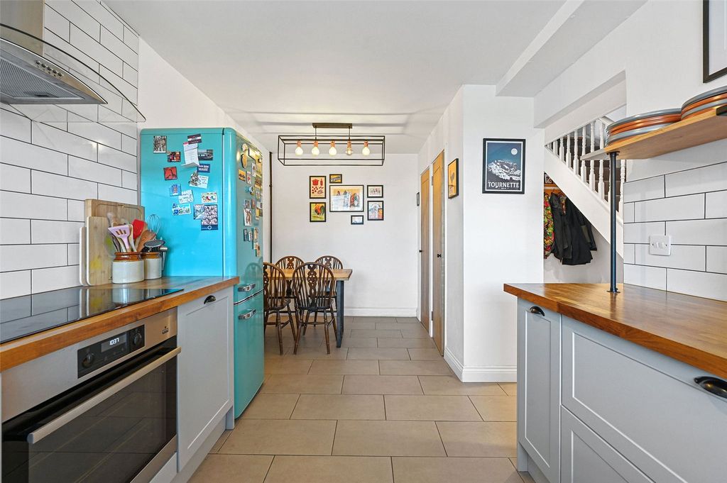 Property photo 3 of 26 Kitchen/Diner