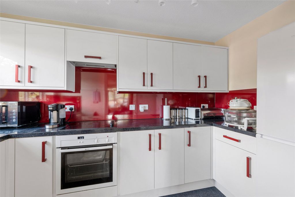 Property photo 3 of 16 Picture No. 04