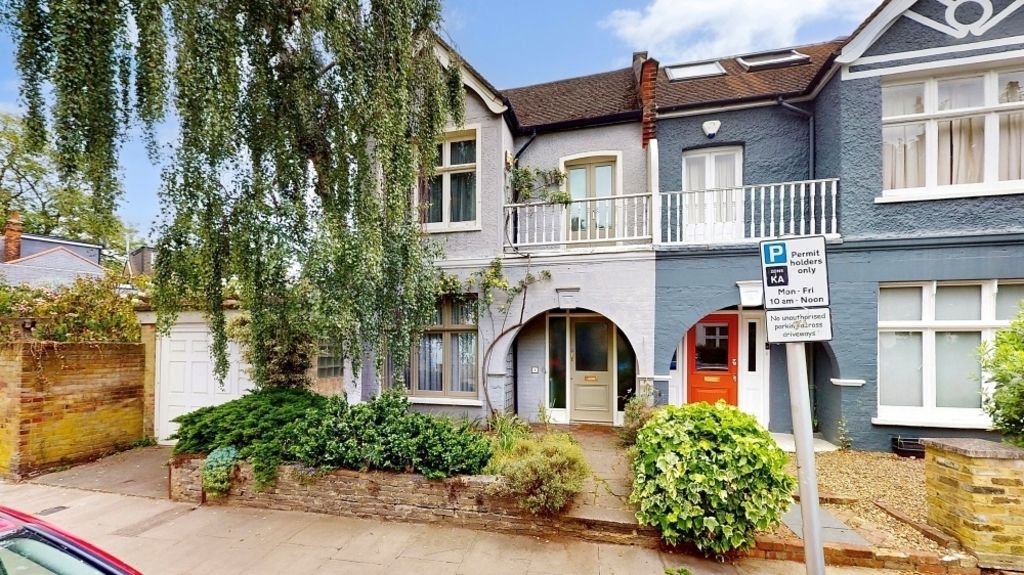 Property photo 1 of 19