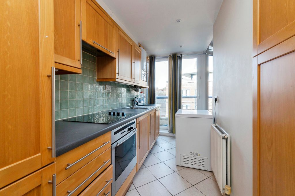 Property photo 2 of 13 Kitchen