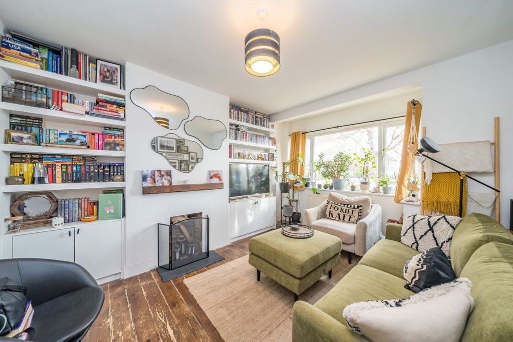 Property photo 2 of 6