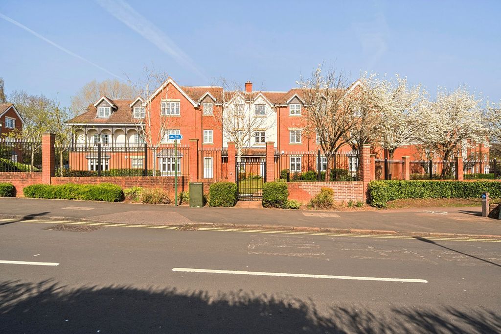 Property photo 1 of 17 Picture No. 21