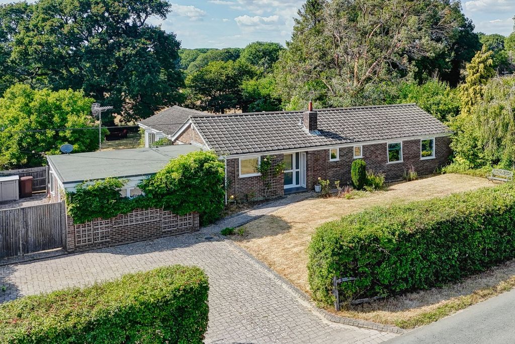 Property photo 1 of 30