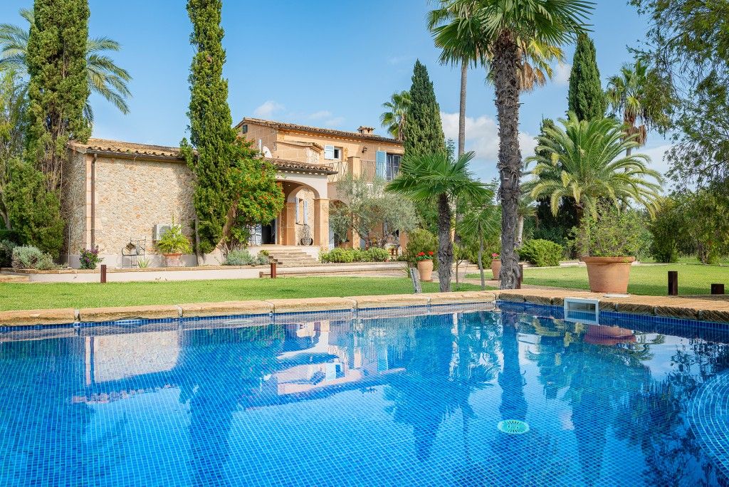 Property photo 1 of 20 Exterior And Pool