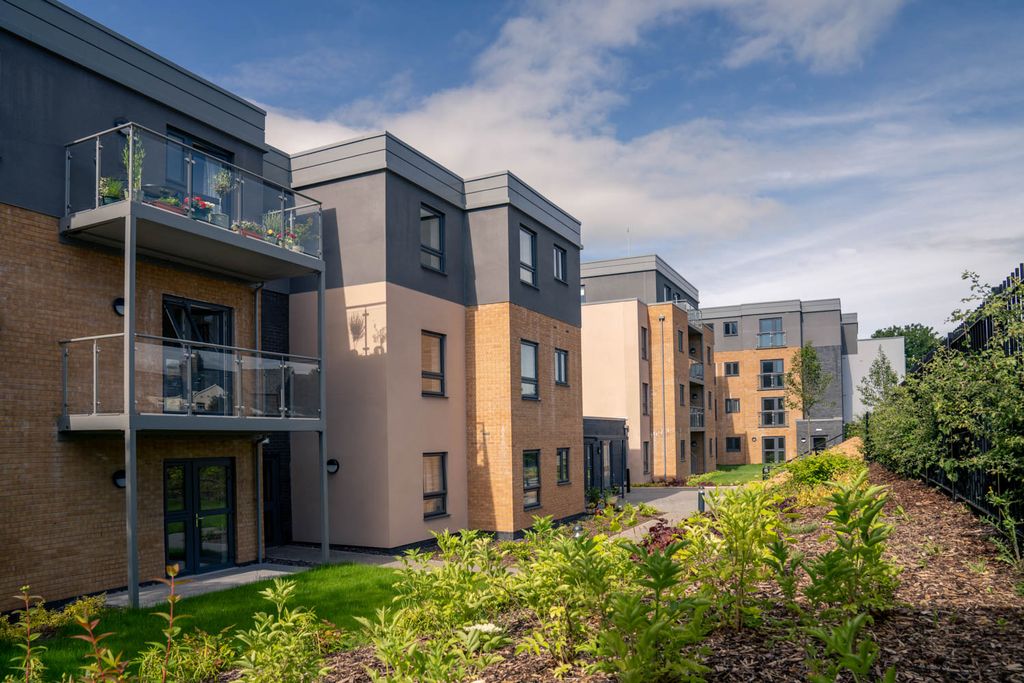 Property photo 2 of 15 Rear Exterior