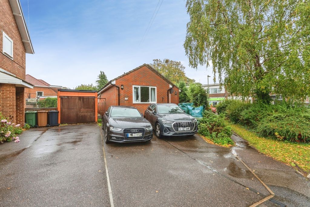 Property photo 1 of 18