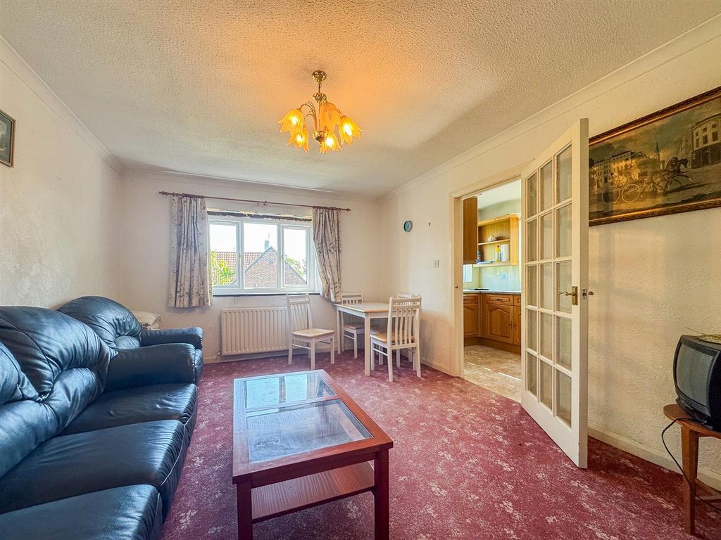 Property photo 2 of 14 Untitled-247.Jpg