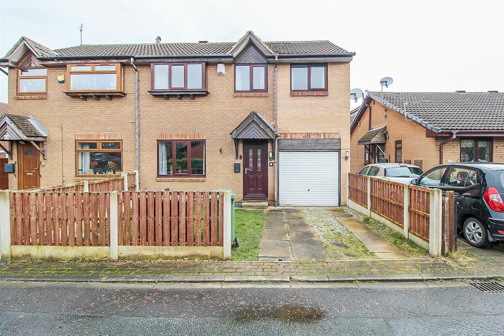 Property photo 1 of 13