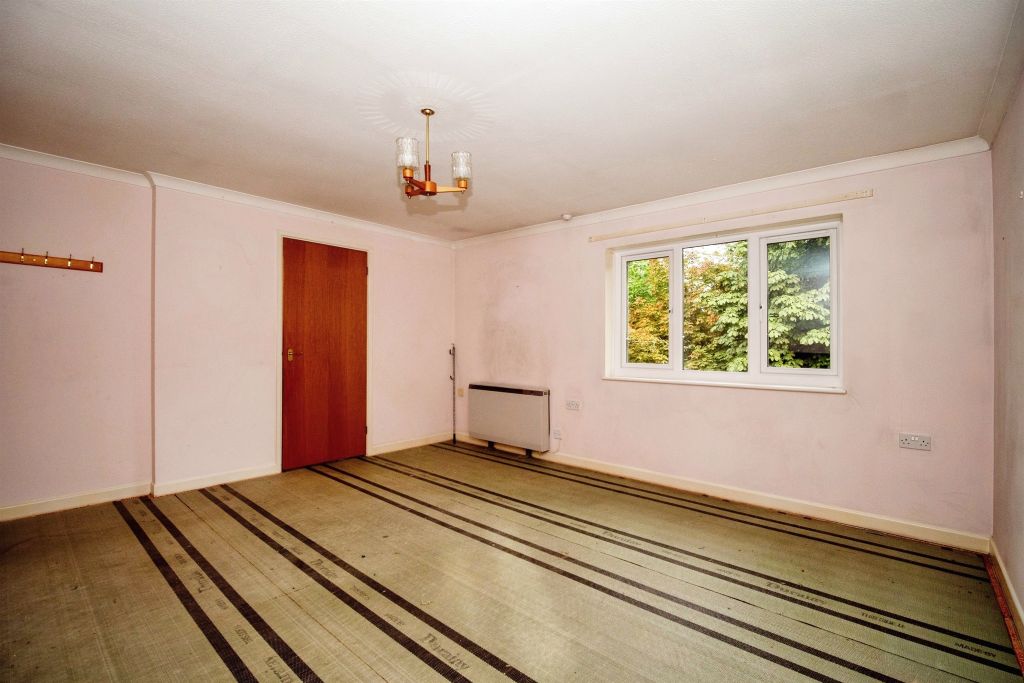 Property photo 3 of 9