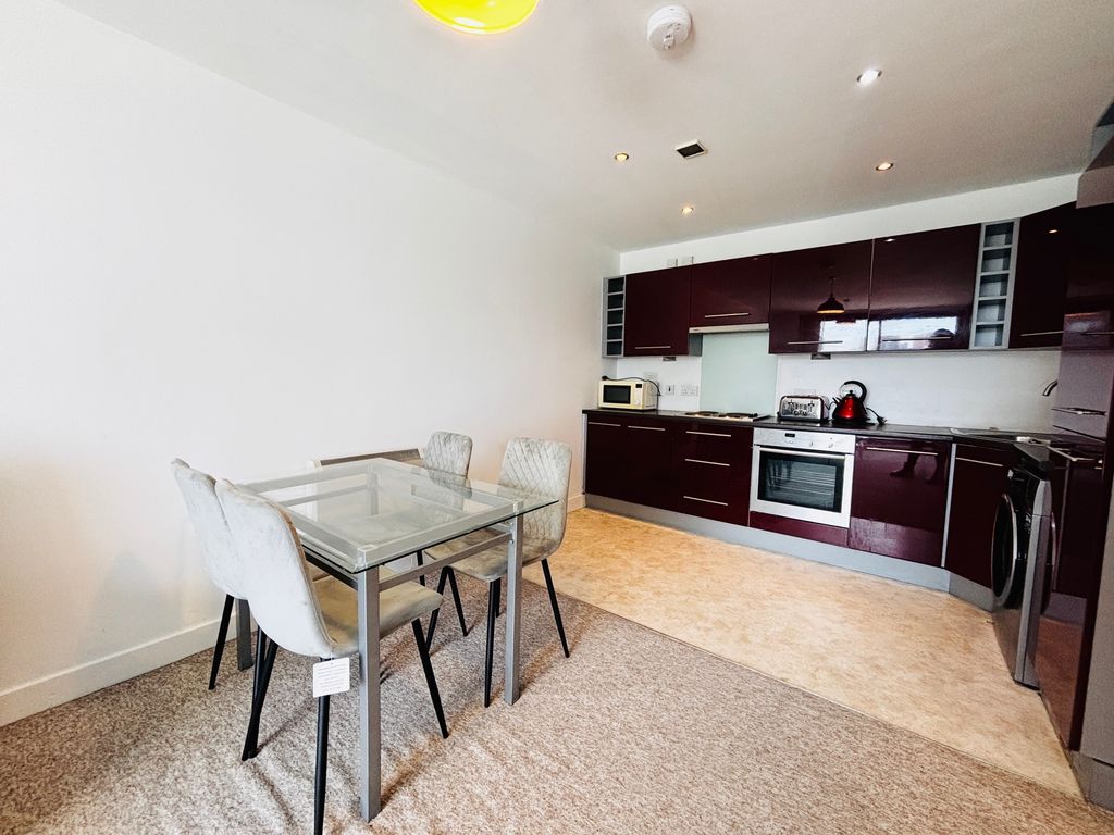 Property photo 3 of 7 Gallery