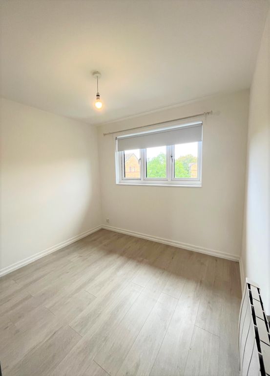 Property photo 3 of 4 3