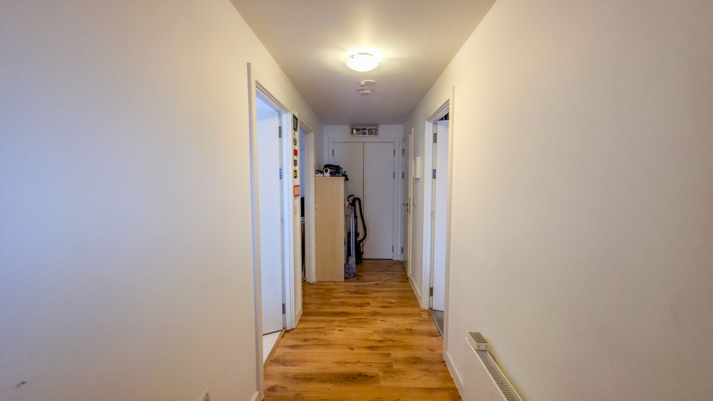 Property photo 3 of 16 20251103_141605