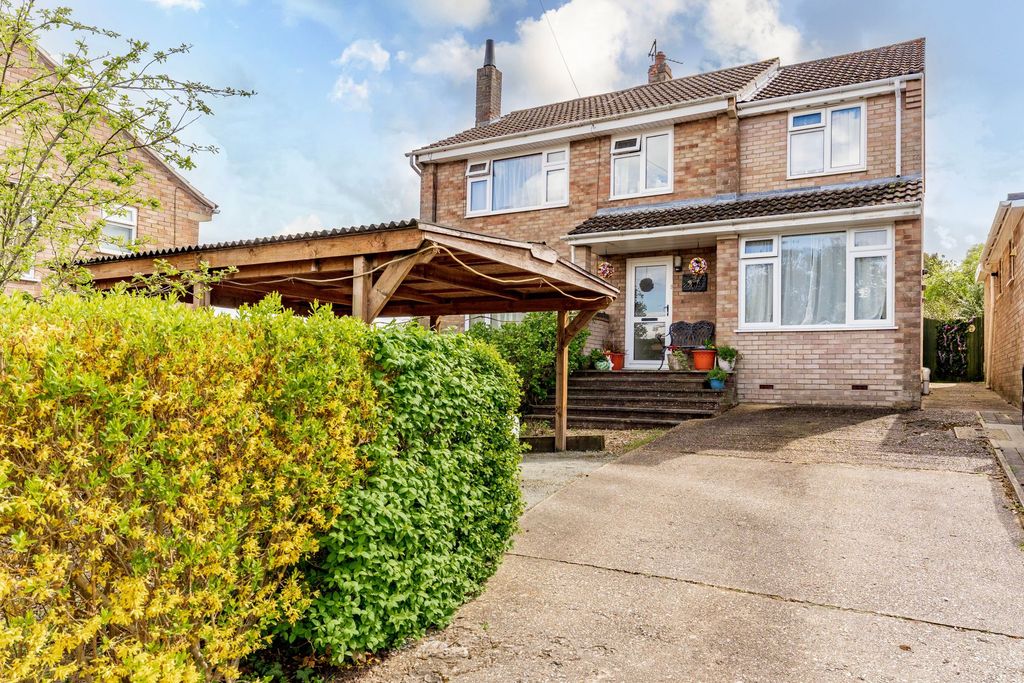 Property photo 1 of 23