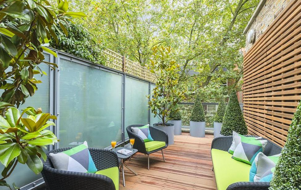 Property photo 3 of 8