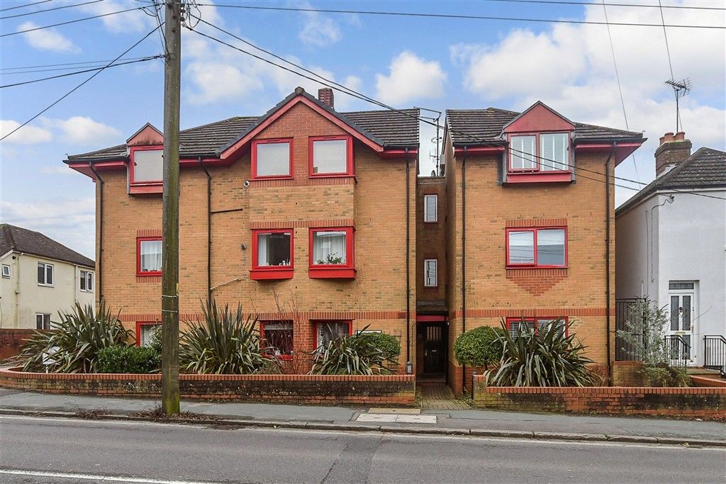 Property photo 1 of 8 Front