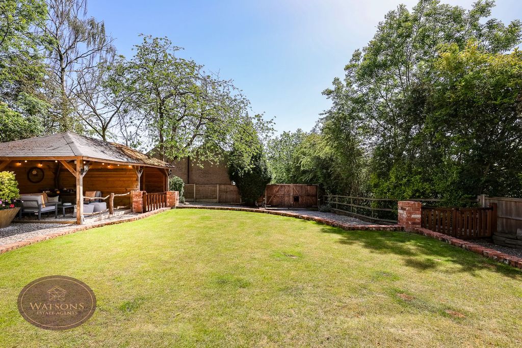 Property photo 2 of 68