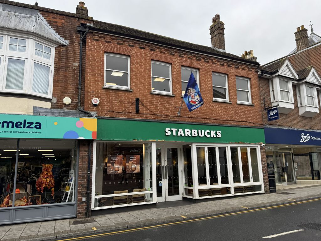 Property photo 1 of 2