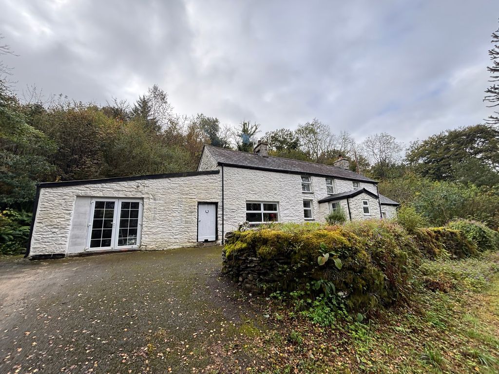 Property photo 2 of 29