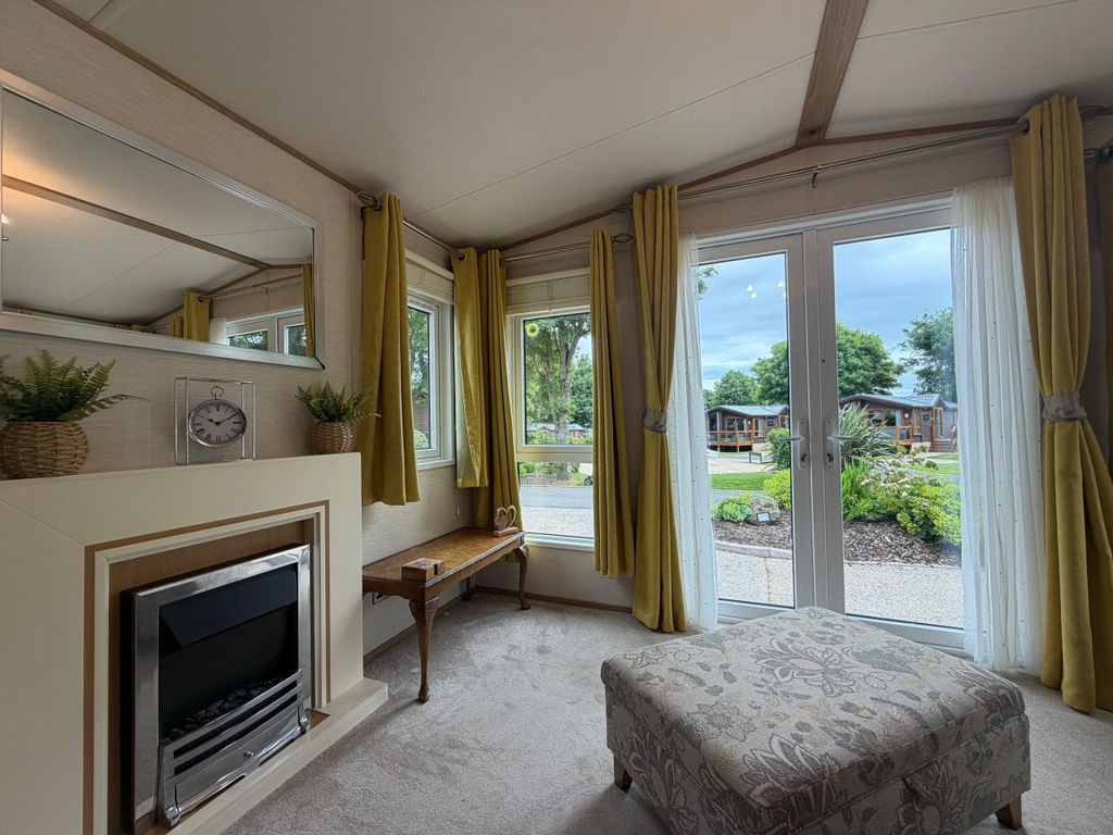 Property photo 1 of 13 Abi Ambleside 2015 Car0057997 140799222.Jpeg