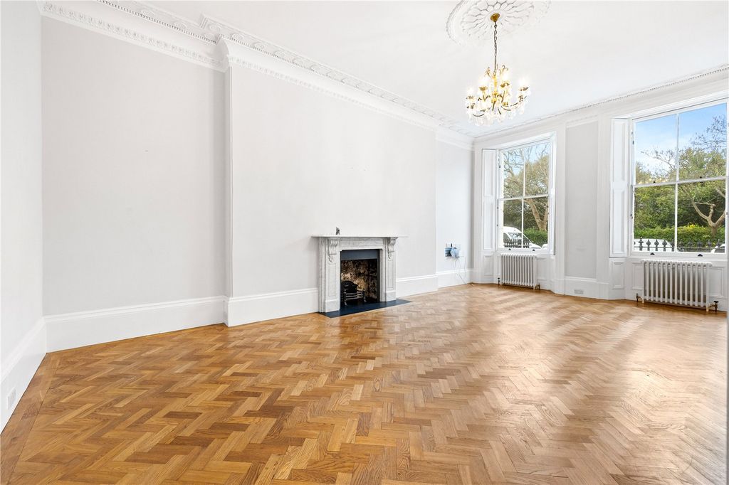 Property photo 3 of 24 Picture No. 09