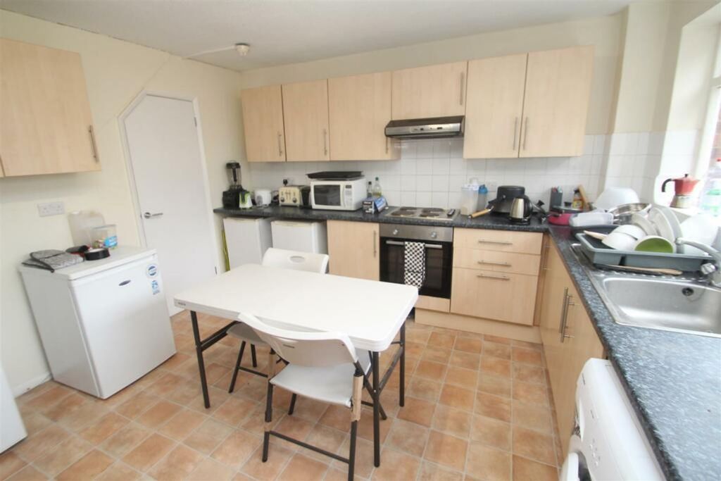 Property photo 2 of 5