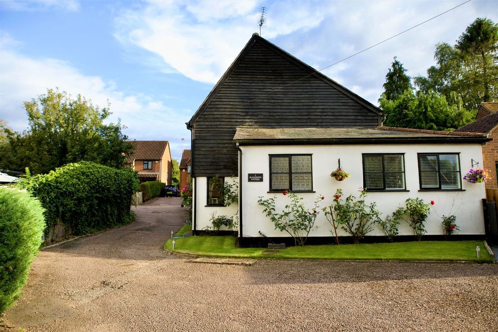 Property photo 1 of 11