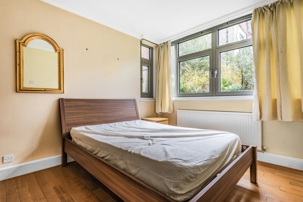 Property photo 3 of 7 Picture No. 12