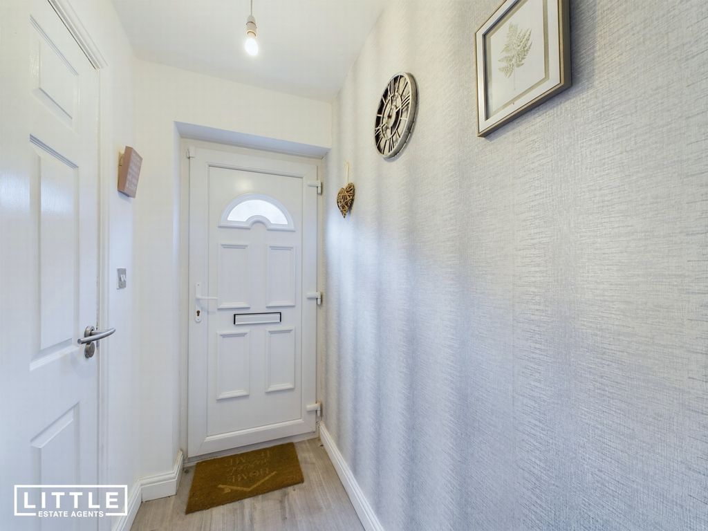 Property photo 2 of 15 Photo 3