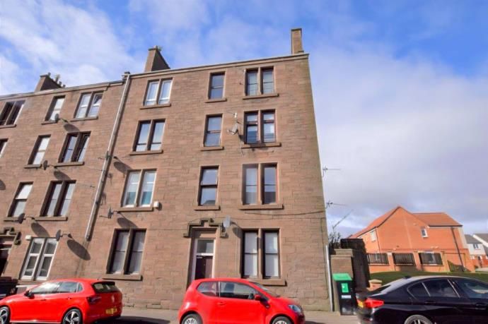 Property photo 1 of 4