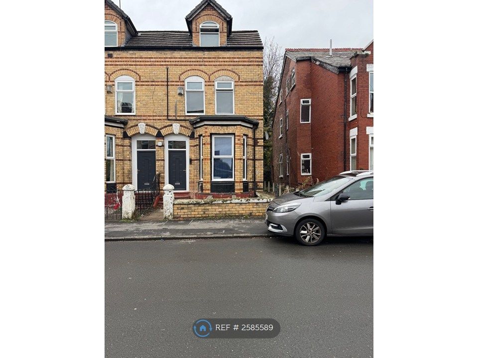 Property photo 2 of 24