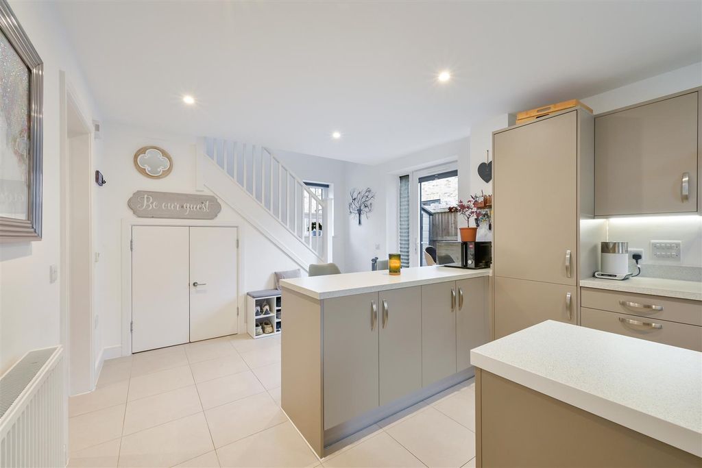 Property photo 1 of 14 Nailsworth Crescent (4).Jpg