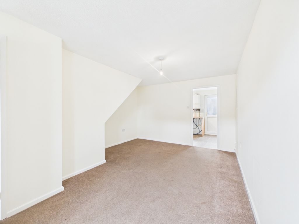 Property photo 3 of 8 Cam03062G0-Pr0234-Still004