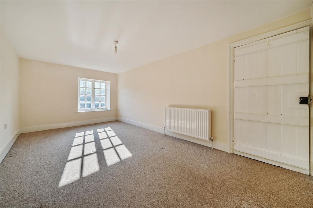 Property photo 3 of 13 1252136 (13).Jpg