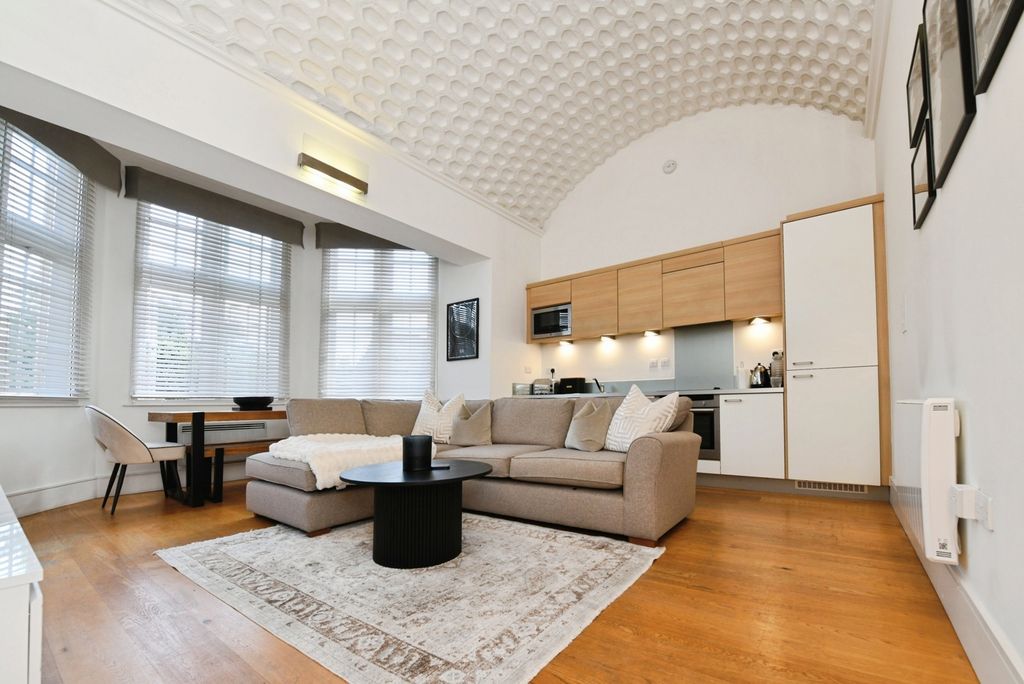 Property photo 1 of 14 Interior