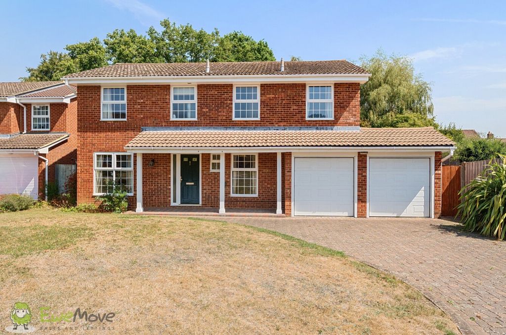 Property photo 1 of 18 Front