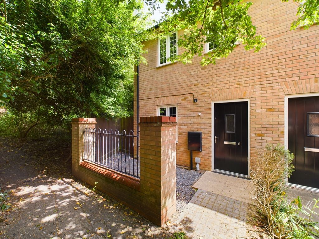 Property photo 1 of 13 Cam01995G0-Pr0056-Still022