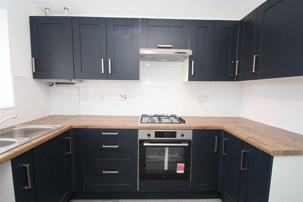 Property photo 2 of 9 Img_0936.Jpg