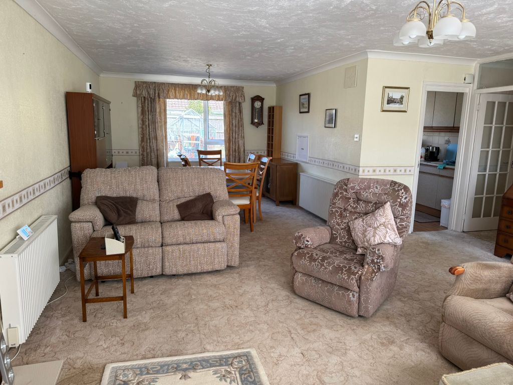 Property photo 2 of 13 Sitting/Dining Room 